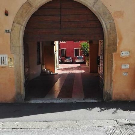Mini Contra San Pietro Apartment Vicenza Bagian luar foto